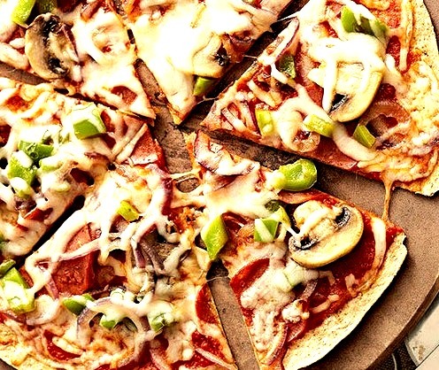 Thin Crust Pepperoni and Vegetable Pizza