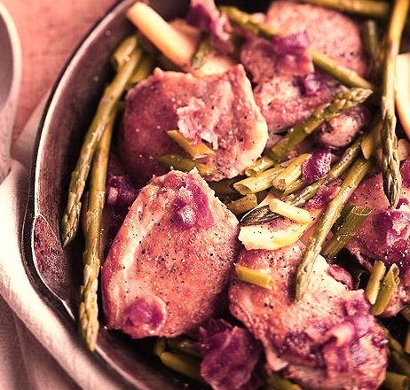 Chicken, Bacon, and Asparagus Skillet